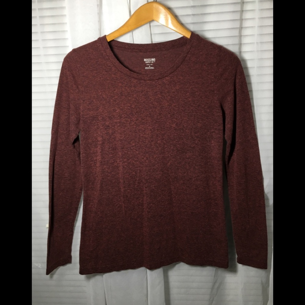 Mossimo Maroon Top Size medium